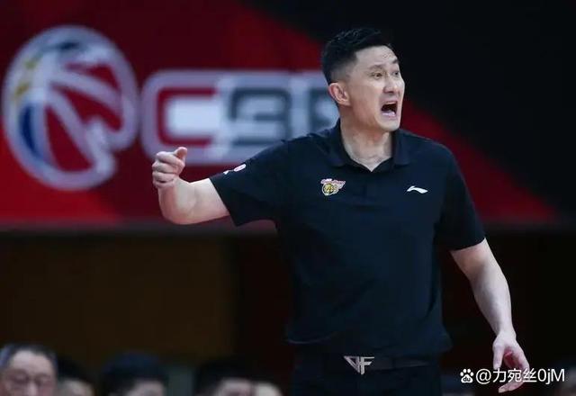 爱游戏娱乐-广州队赛后外线爆发；志在CBA常规赛名次提升；悬念犹存；轮换策略成焦点的简单介绍
